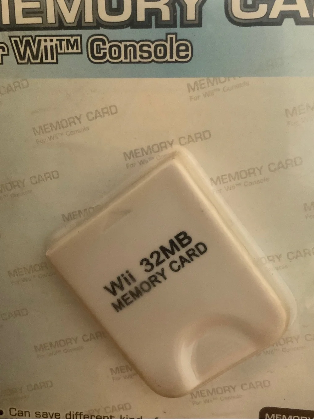 White Wii Memory Cards - 32MB & 64MB Pack